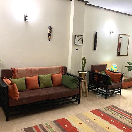 Okra House Hotell Entebbe Eksteriør bilde