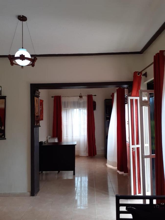 Okra House Hotell Entebbe Eksteriør bilde