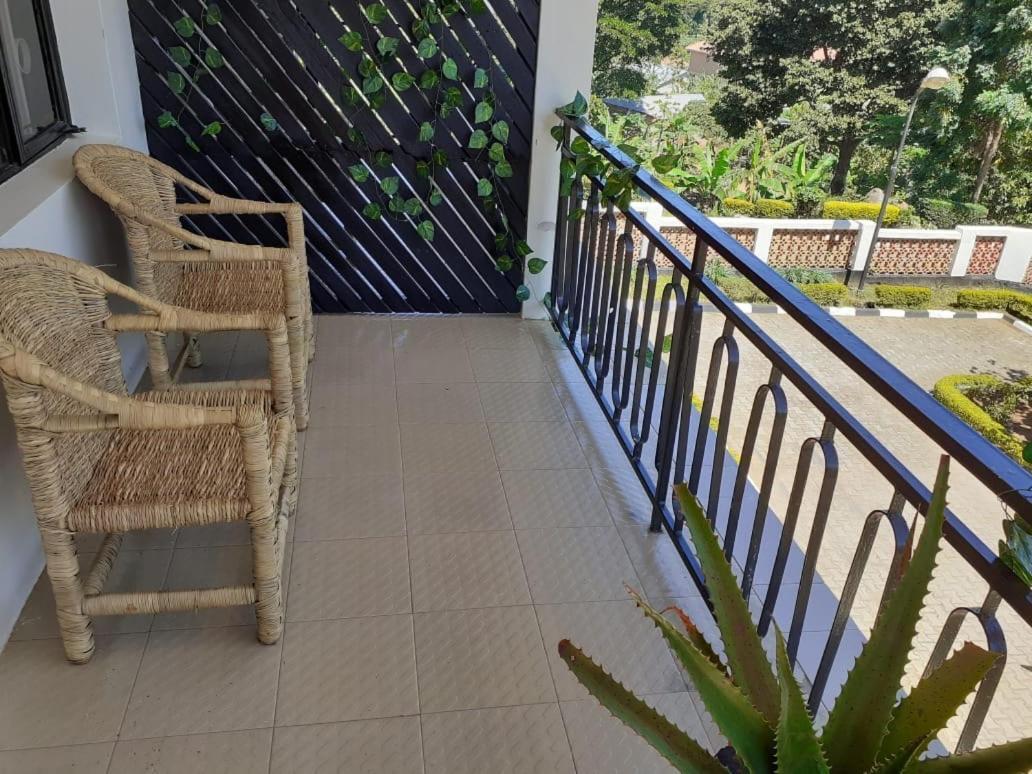 Okra House Hotell Entebbe Eksteriør bilde